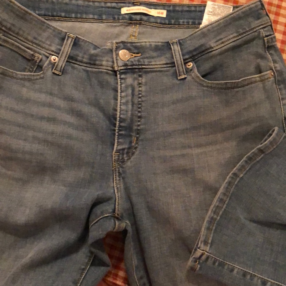 Levis 415 relaxed bootcut 16w long